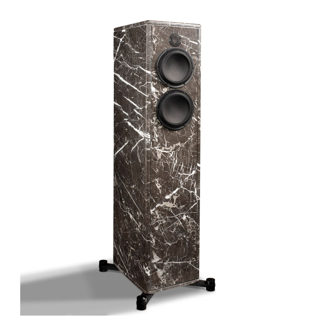 The new Acora MRC series speakers are on display and we are loving them!